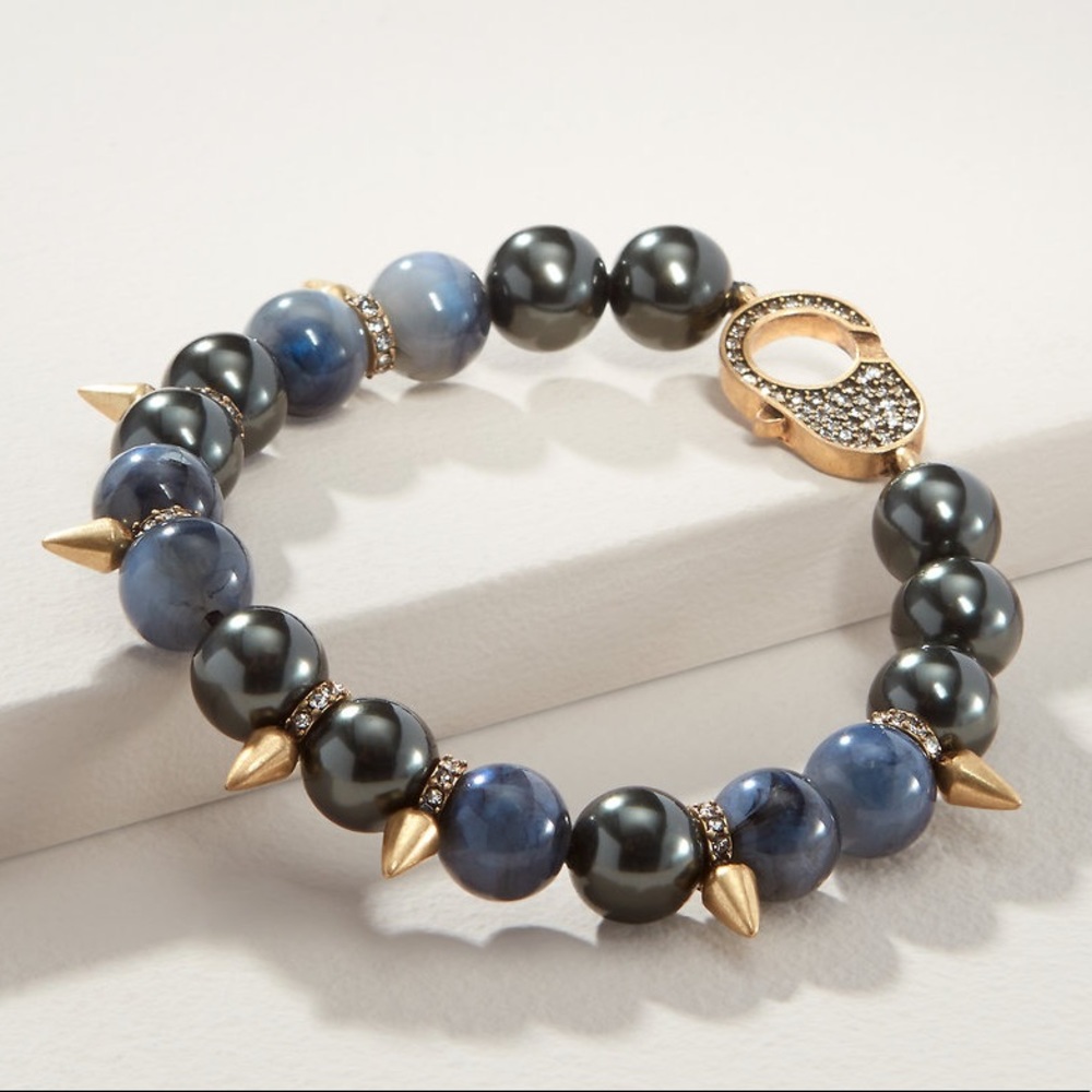 Bracelets - Picture 3 of 4